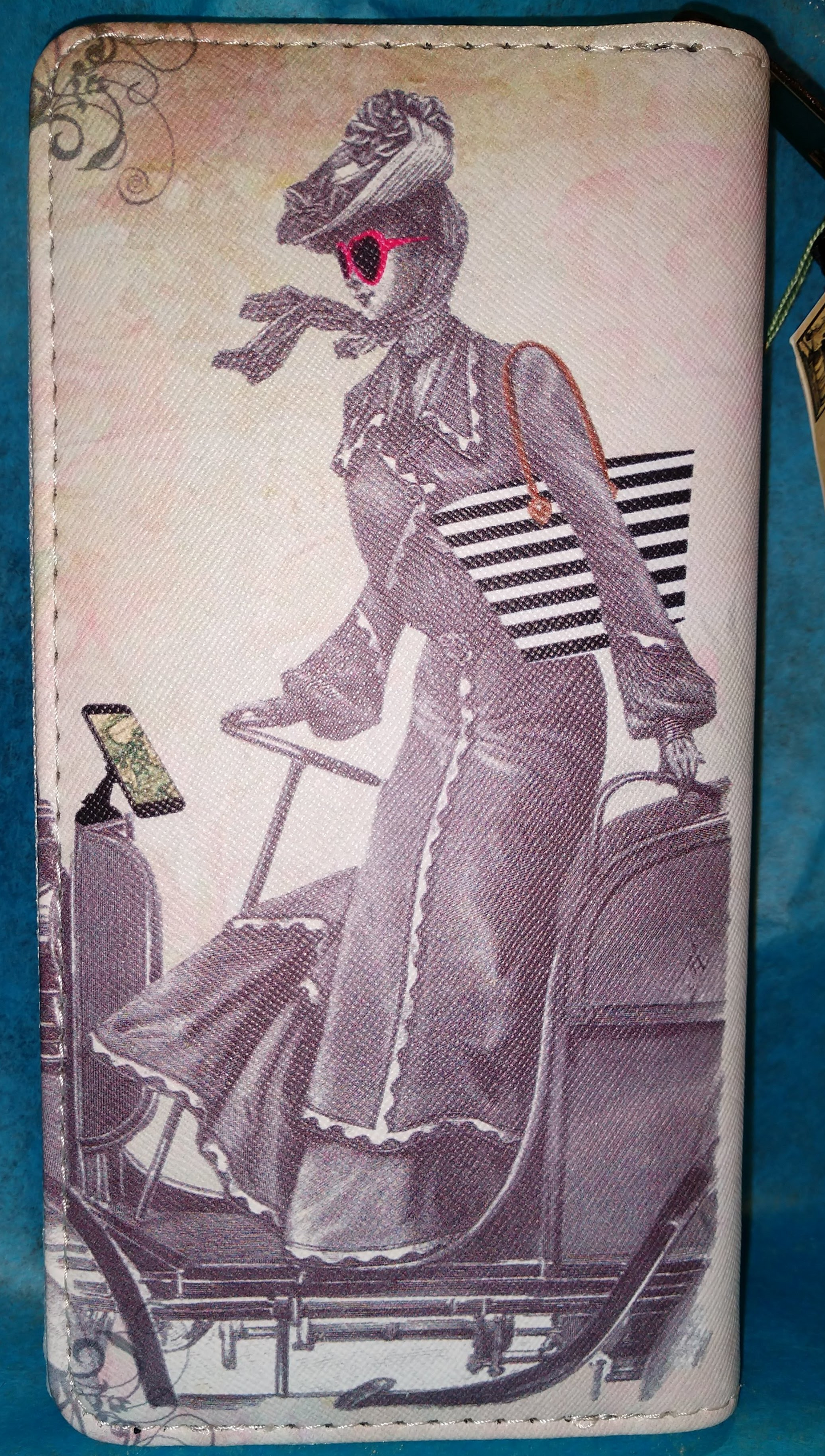 Victorian Chic Zip Wallet