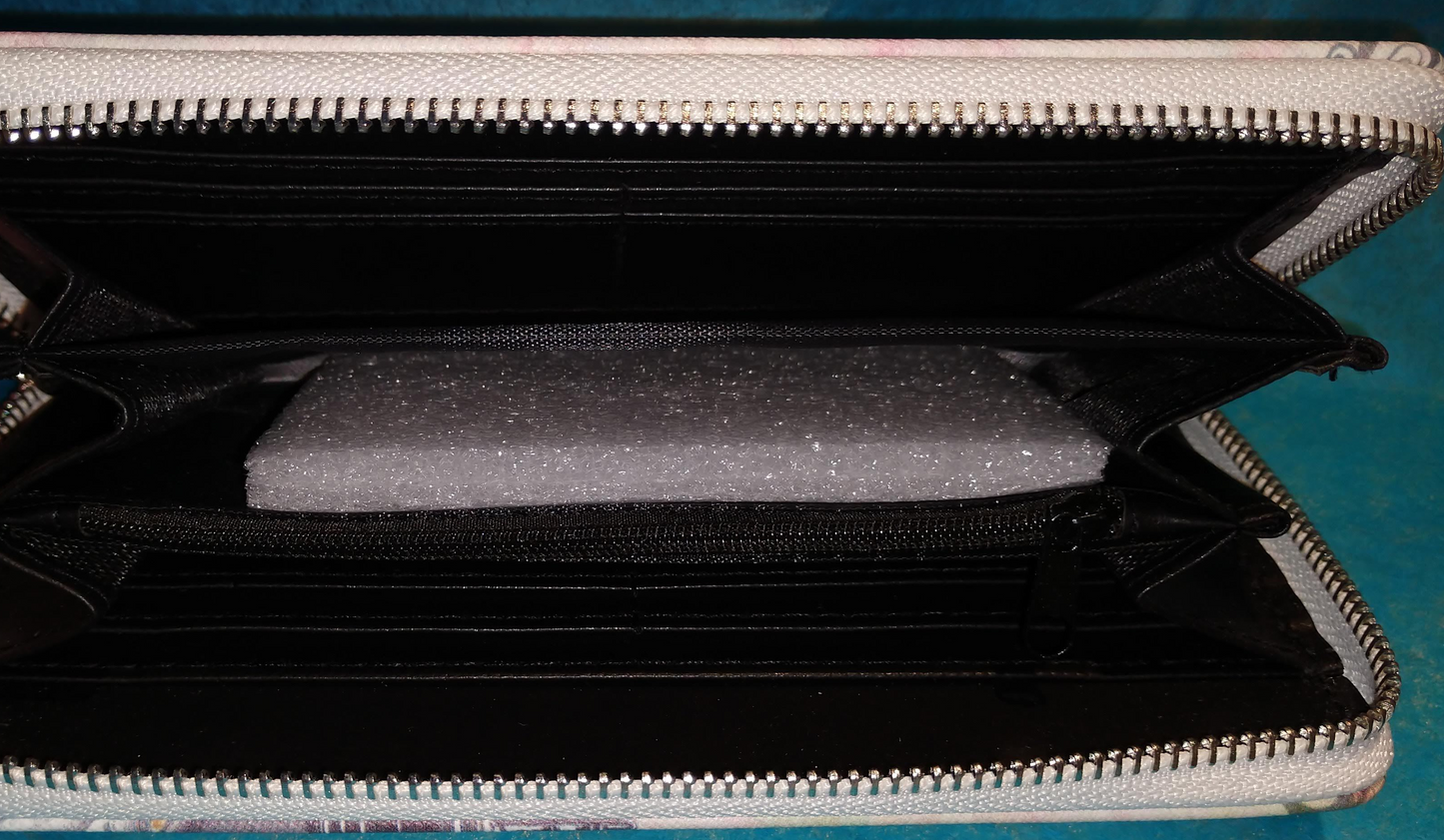 Victorian Chic Zip Wallet