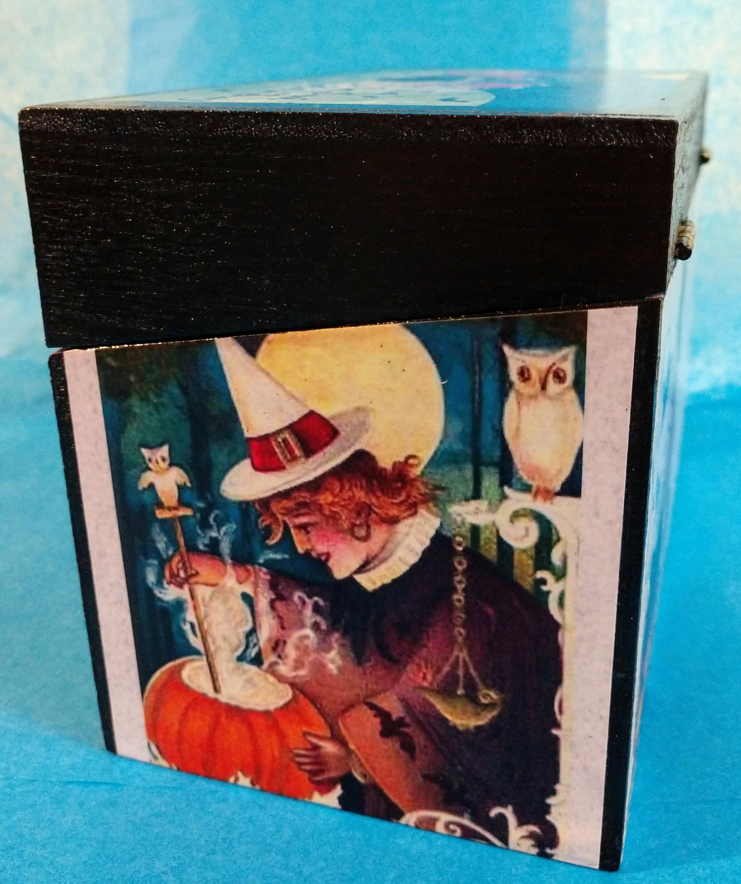 Bewitched Recipe Box-wood, paper : 6.5 x 4.5"