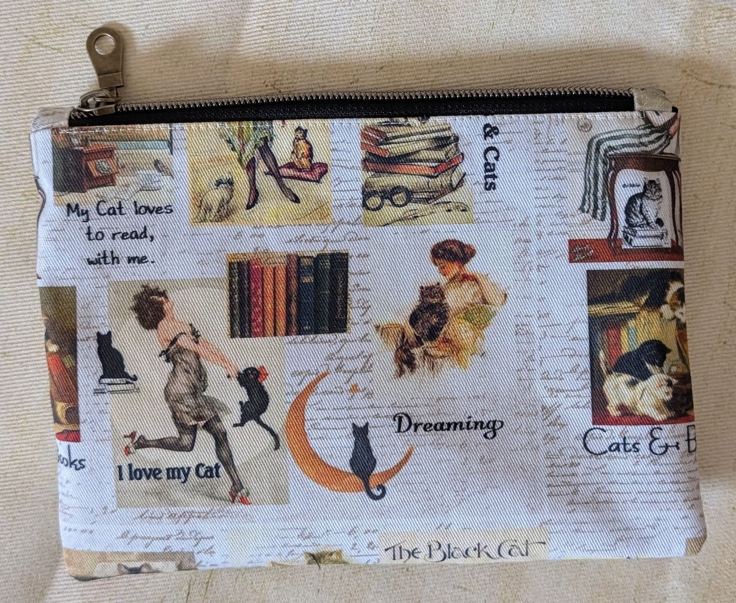 Booklovers & Lovable Cats Collage Pencil Case/Purse