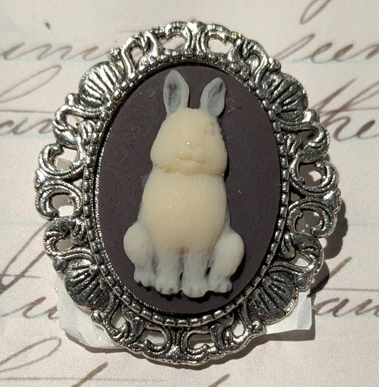 Rabbit Cameo Brooch with Bail Silver-plated brass : 25x18mm