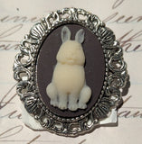 Rabbit Cameo Brooch with Bail Silver-plated brass : 25x18mm