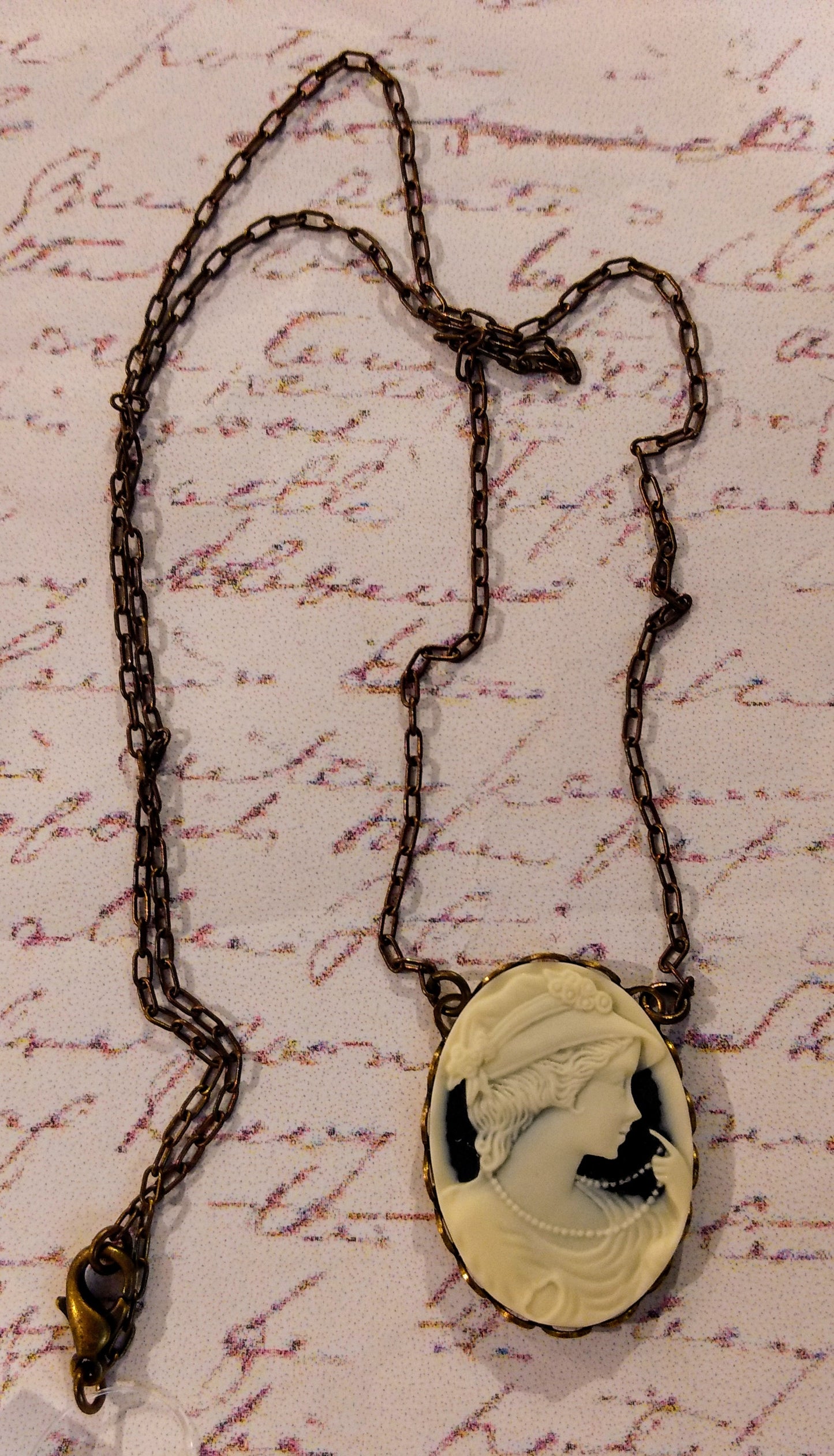 1920s Lady in Profile Cameo Necklace